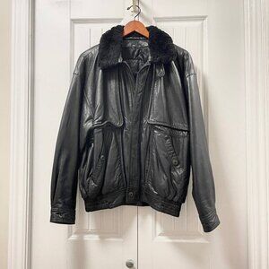 Vintage 1980s Rue Royale Leather Jacket w/ Fleece Collar  – L